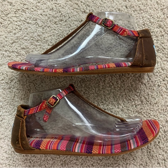 TOMS Colorful PLAYA Tribal STRIPED Brown LEATHER Bohemian T-STRAP SANDALS 9 - Picture 4 of 8